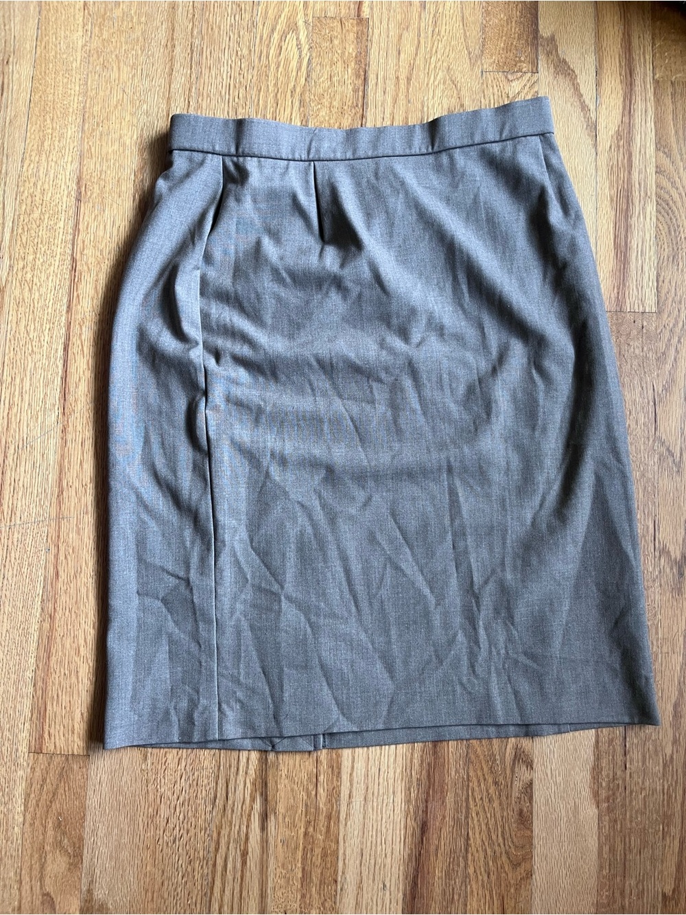 Women’s Briggs gray tailored pencil skirt size 8